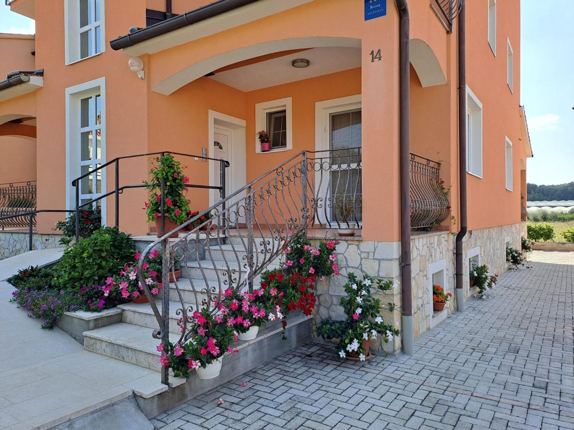 Ferienhaus Dakovic Porec Exterior photo